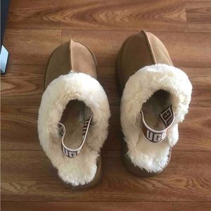 Ugg slippers